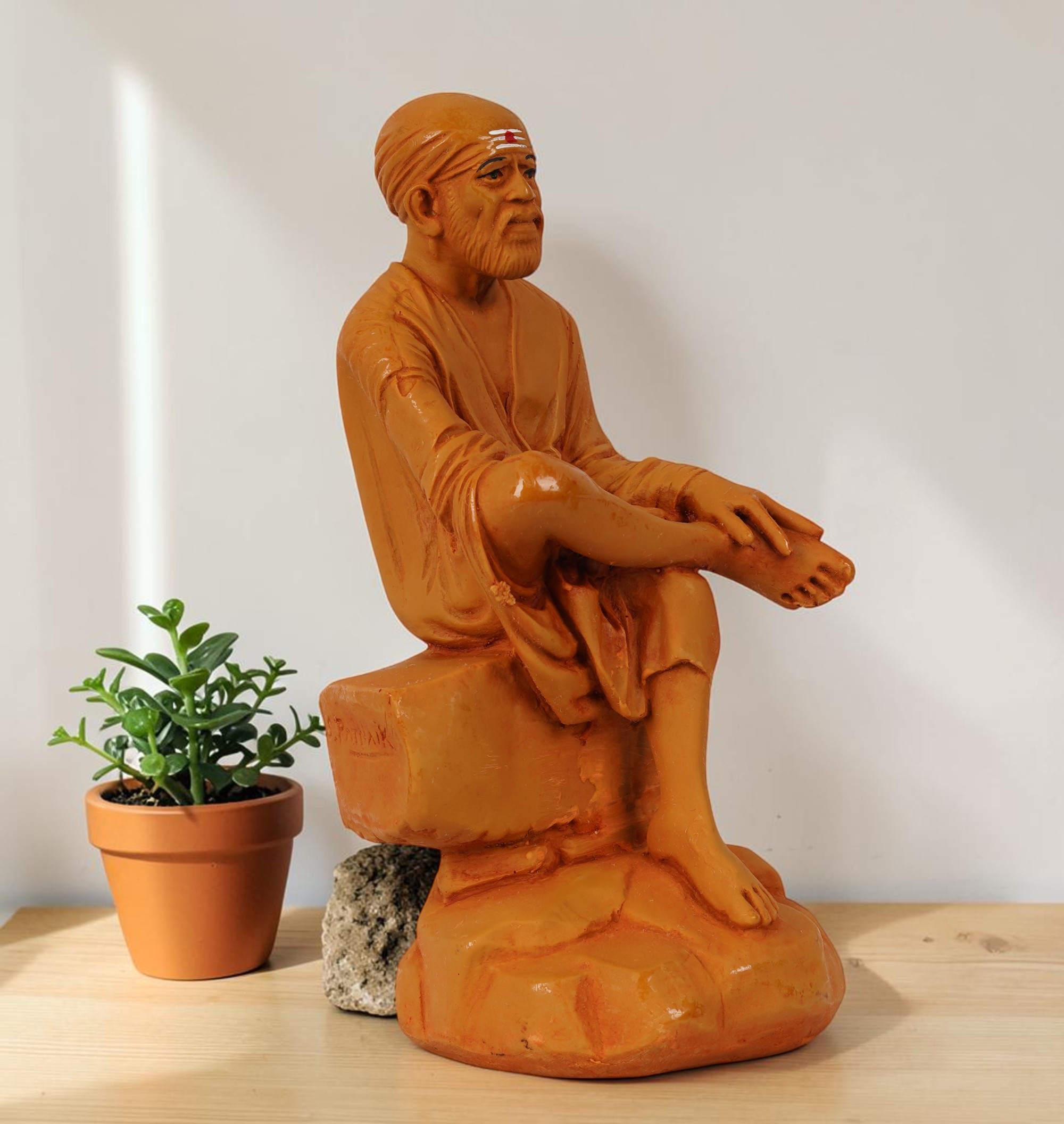 Sai Baba Statue view 3