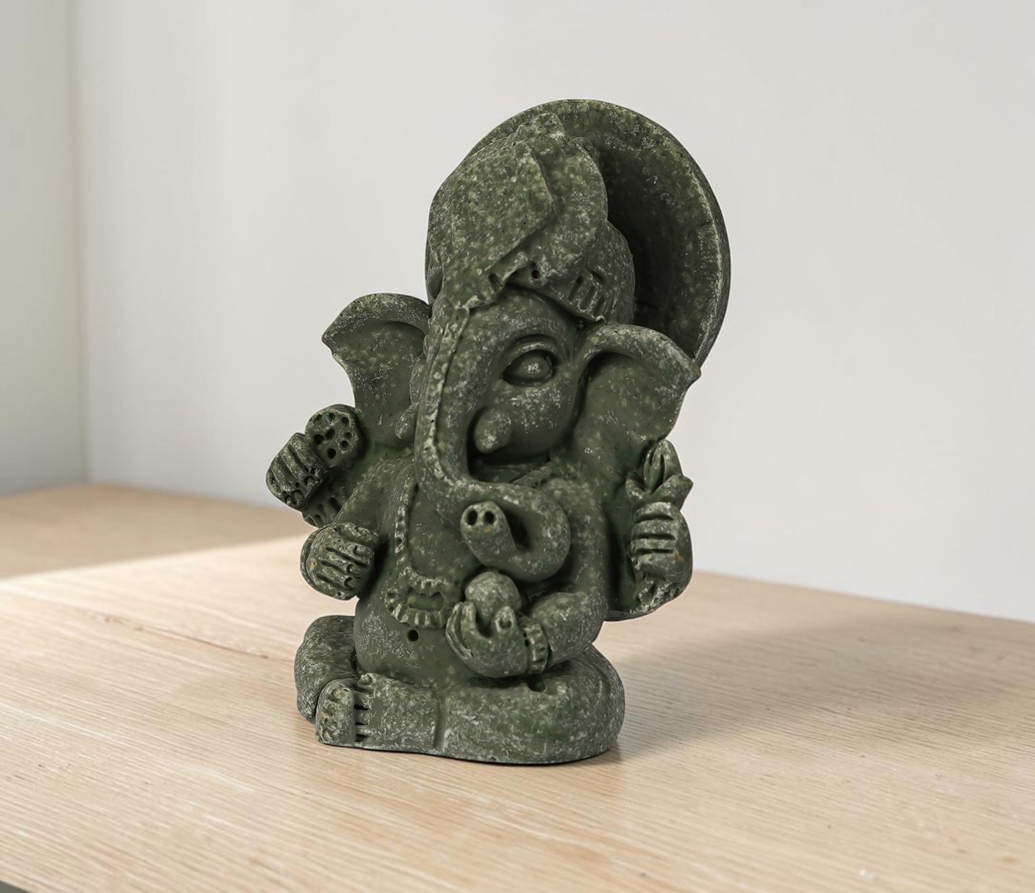 Vinayagar Statue 004 view 2