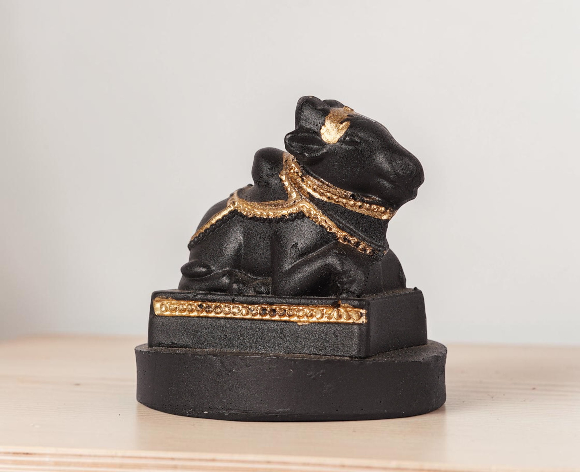 Nandhi Mini Statue view 2